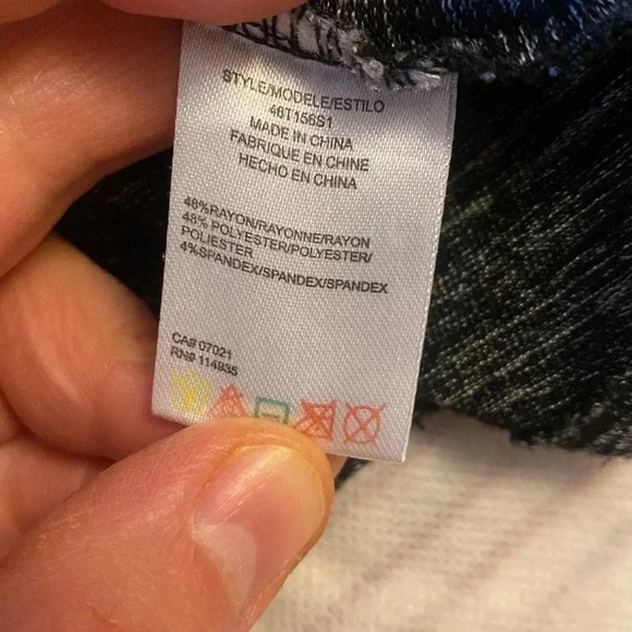 ππ Stylish ππTop with Open Back ππ - Picture 8 of 9